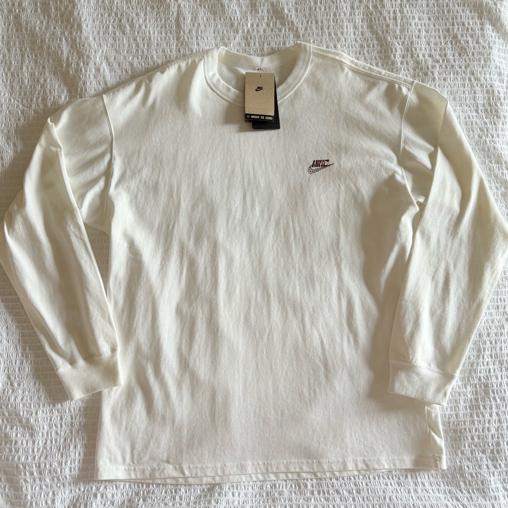 NWT Nike Men's Off-White Long Sleeve Tee